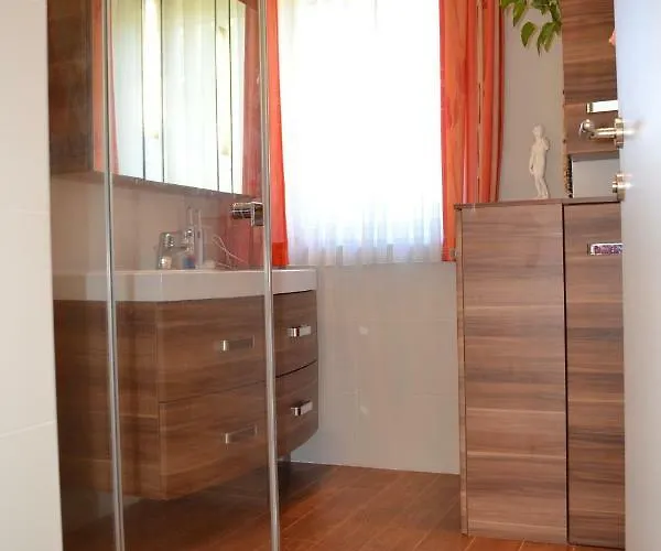 Appartementhaus Evelyn Apartment *